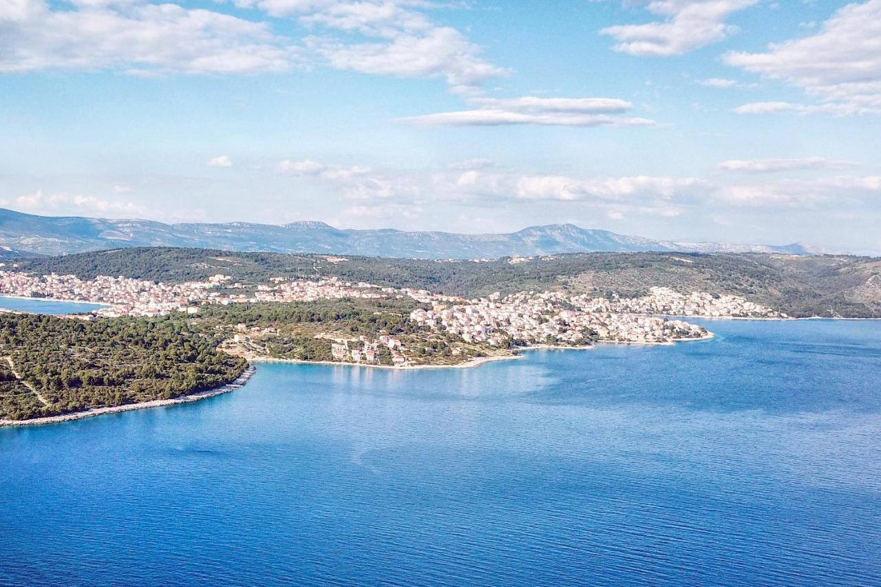 Apartments By The Sea Rastici, Ciovo - 11723 Trogir Exterior photo
