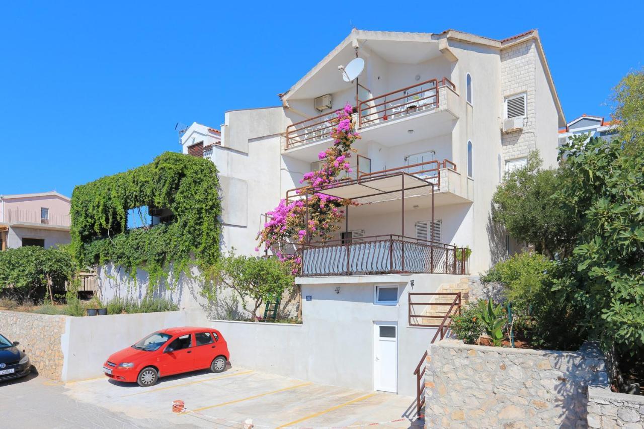 Apartments By The Sea Rastici, Ciovo - 11723 Trogir Exterior photo