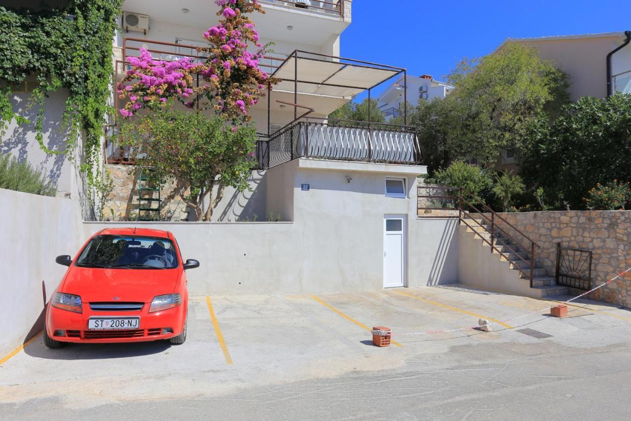 Apartments By The Sea Rastici, Ciovo - 11723 Trogir Exterior photo