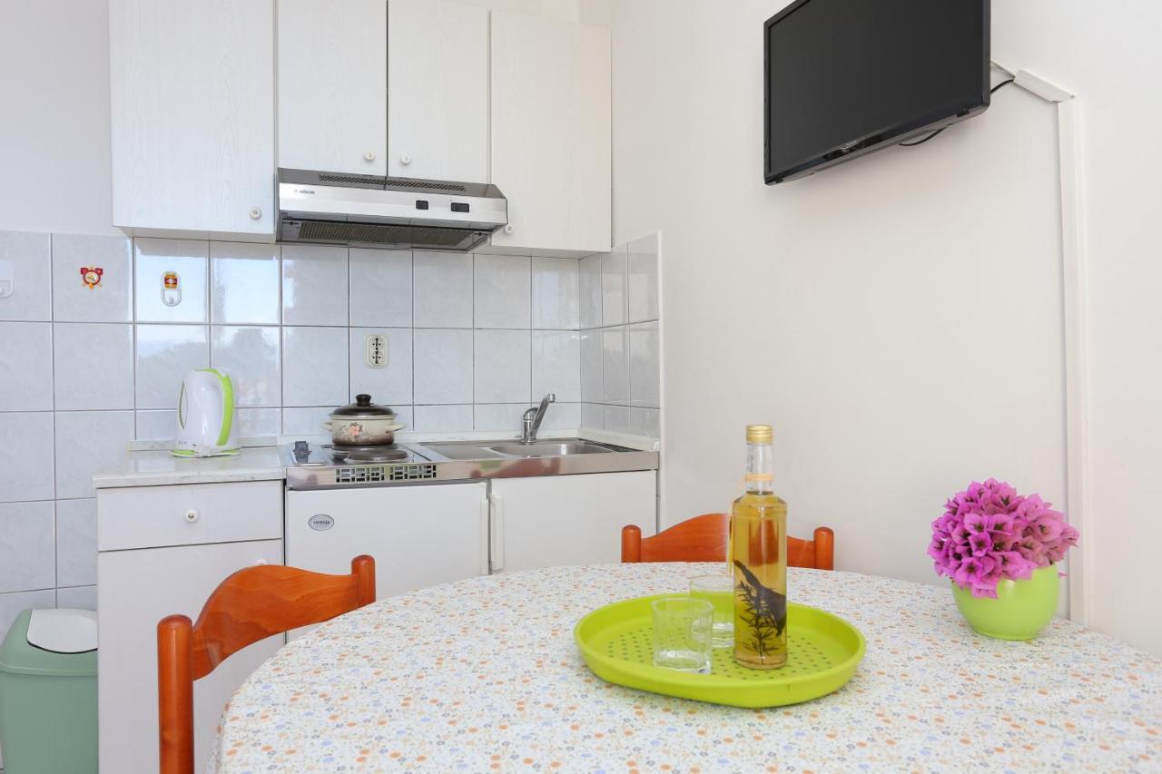 Apartments By The Sea Rastici, Ciovo - 11723 Trogir Exterior photo