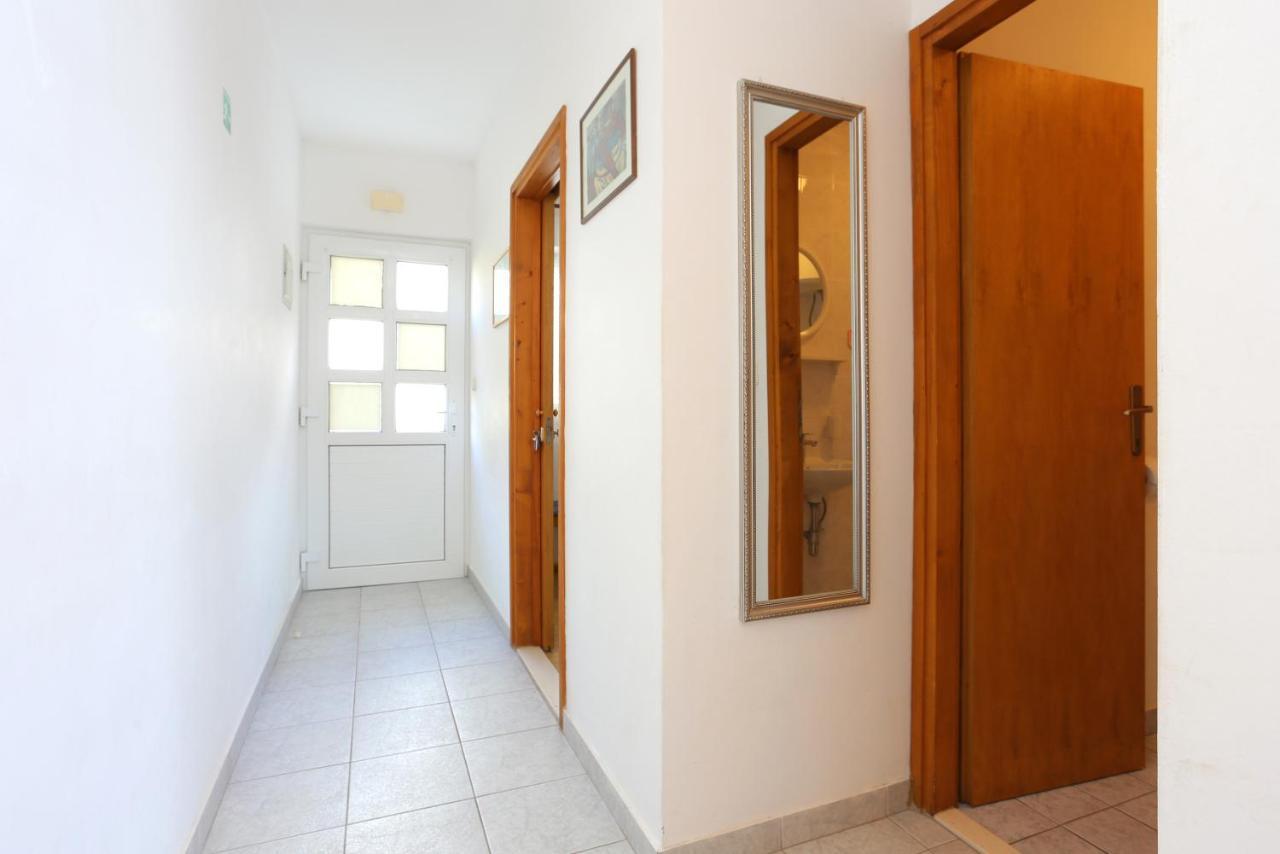 Apartments By The Sea Rastici, Ciovo - 11723 Trogir Exterior photo