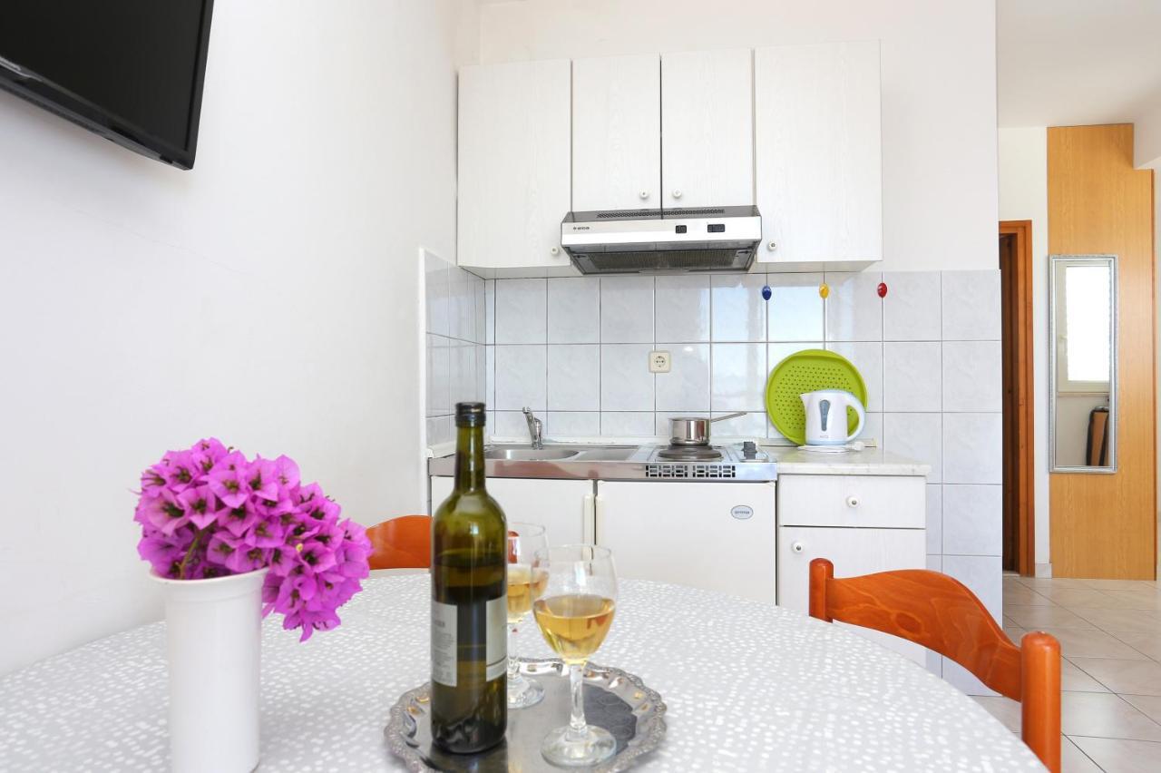 Apartments By The Sea Rastici, Ciovo - 11723 Trogir Exterior photo
