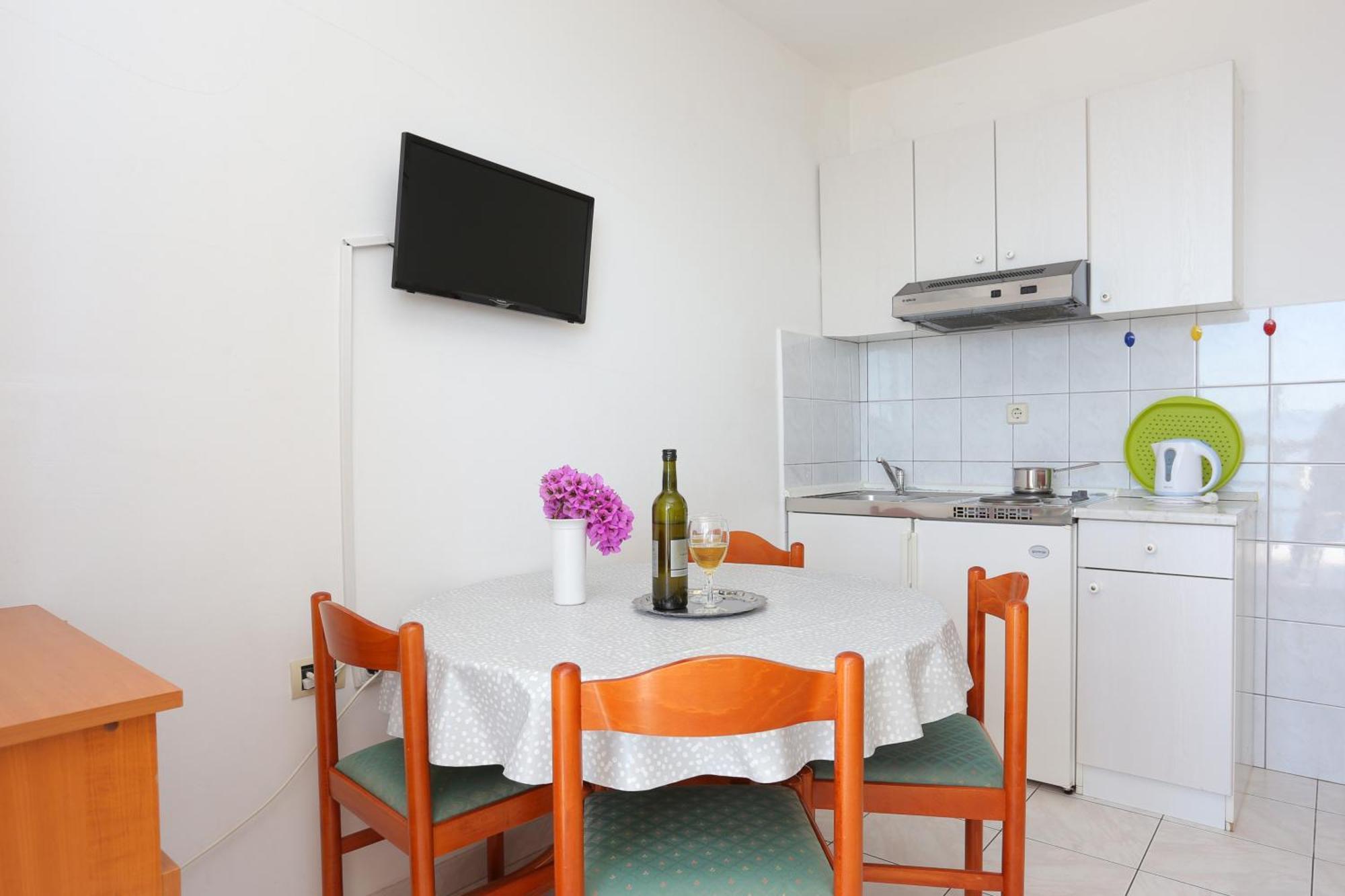 Apartments By The Sea Rastici, Ciovo - 11723 Trogir Room photo